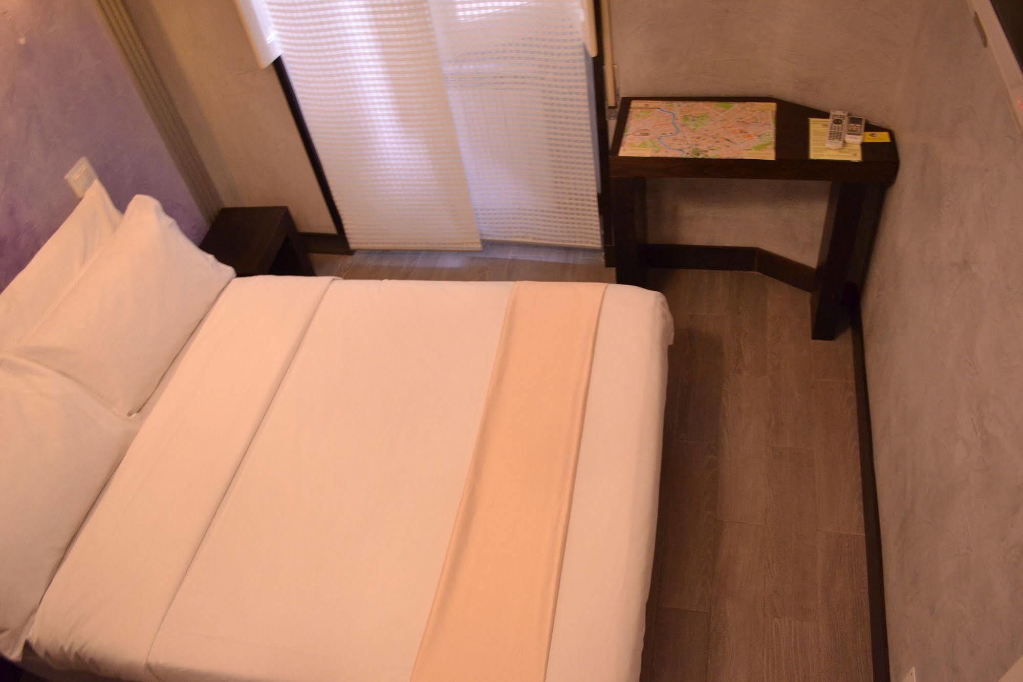 Tiburtina House 호텔 로마 외부 사진