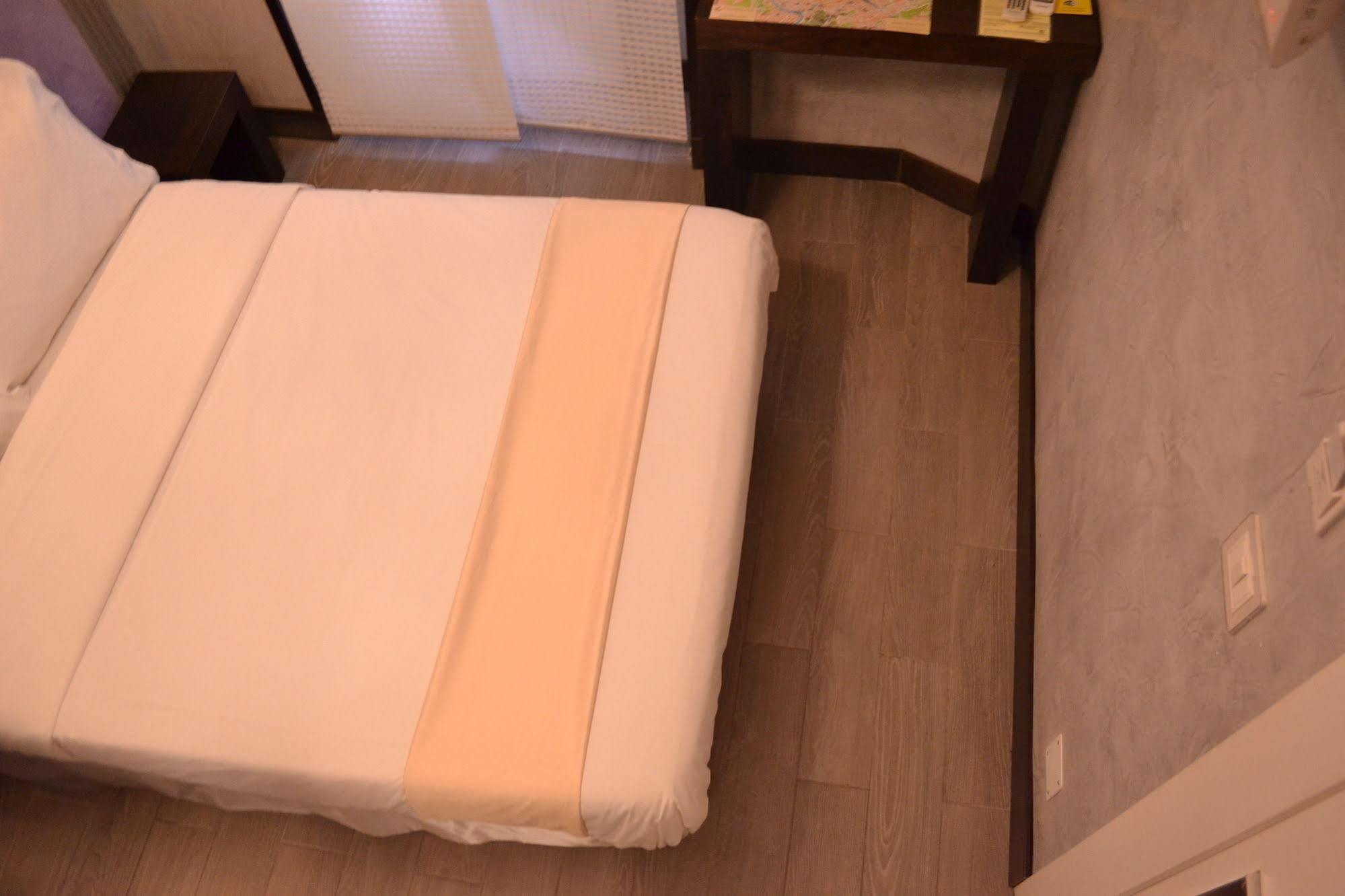 Tiburtina House 호텔 로마 외부 사진